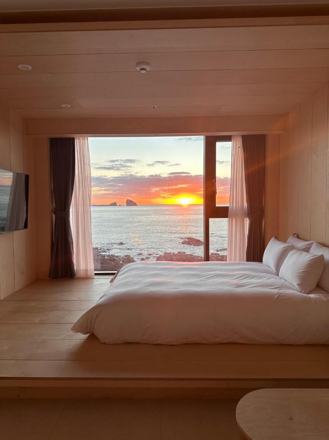Hygge Hotel ซอกวีโพ ภายนอก รูปภาพ